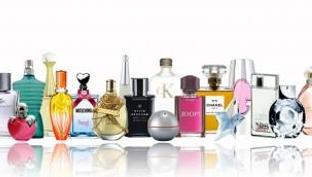 4 motive să îți cumperi parfumul online!